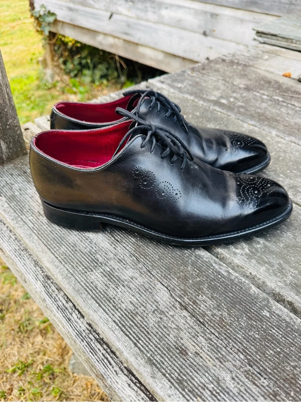 Charles Tyrwhitt Black Leather Oxfords with Burgundy Interior